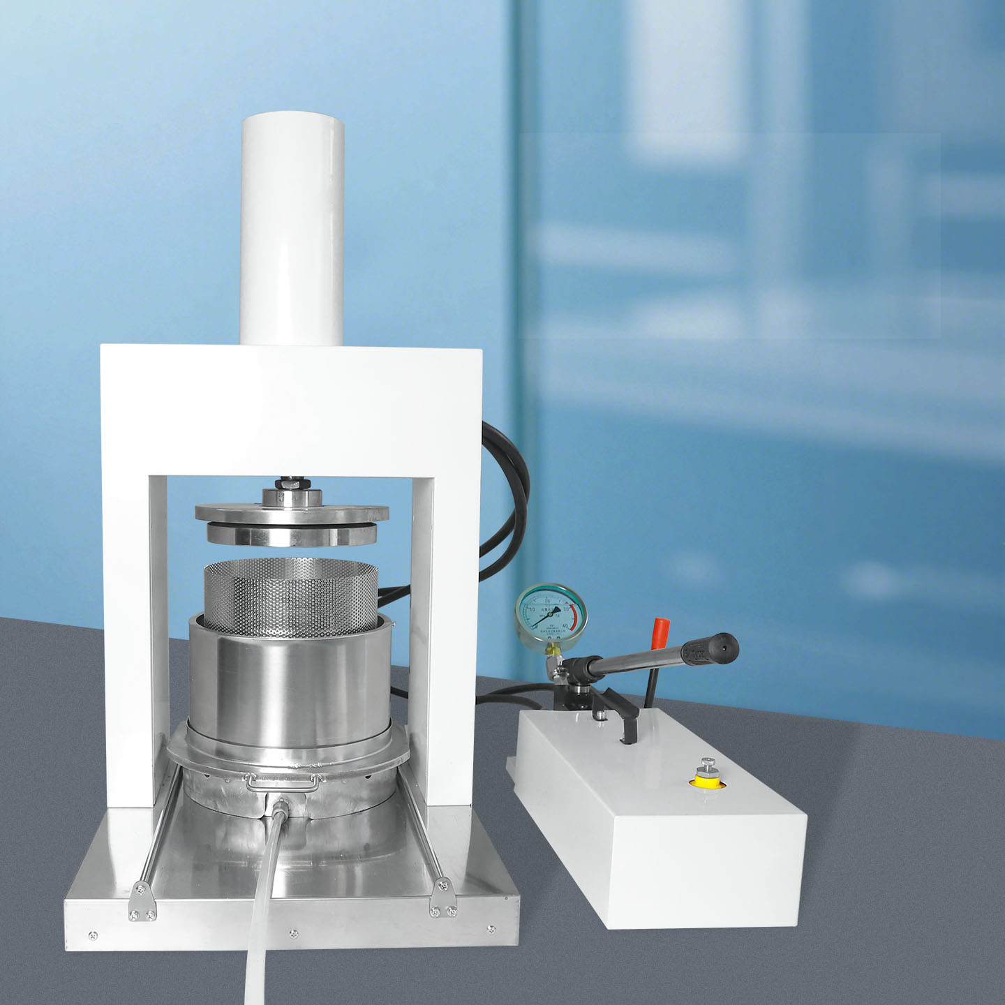 Pressure filter